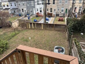 414 S Augusta Ave, Unit 414 in Baltimore, MD - Foto de edificio - Building Photo