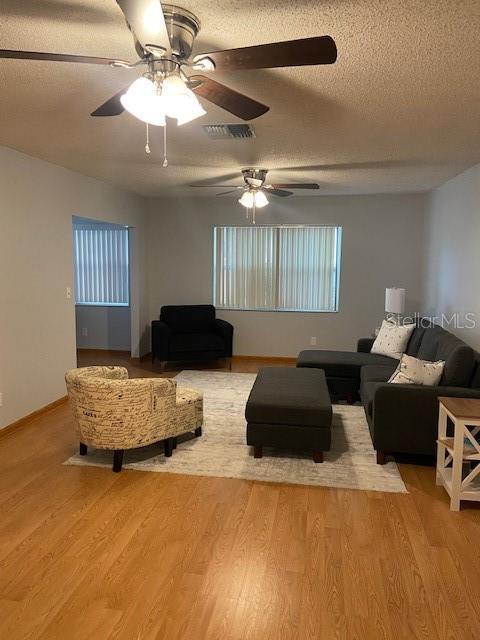 526 Belmist Ct in Dunedin, FL - Building Photo - Building Photo
