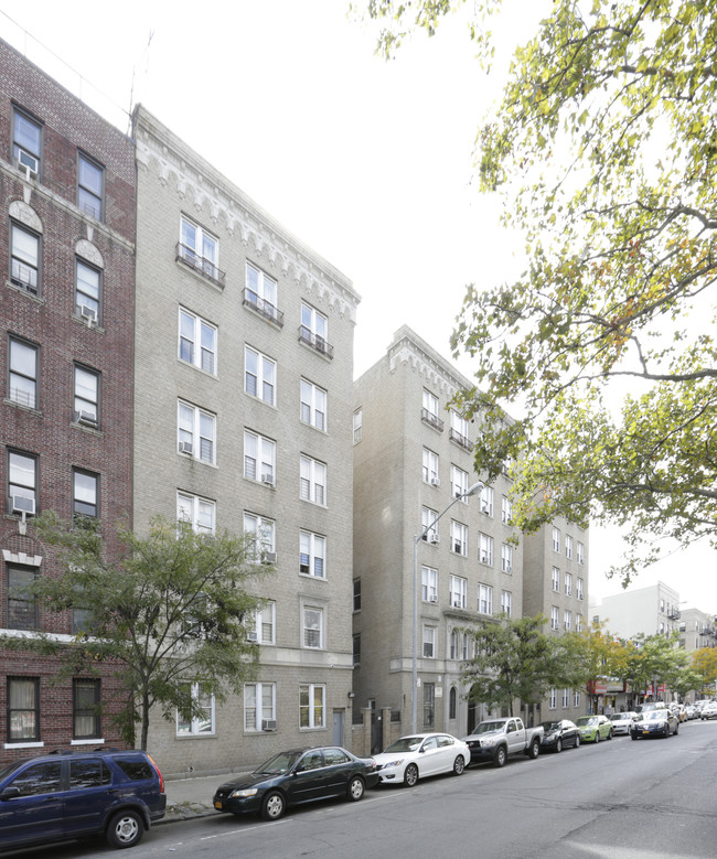 Vera Apartments in Bronx, NY - Building Photo - Building Photo