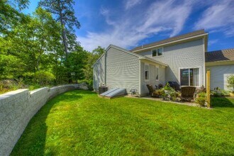 9 Aspen Rd in Bourne, MA - Building Photo - Building Photo