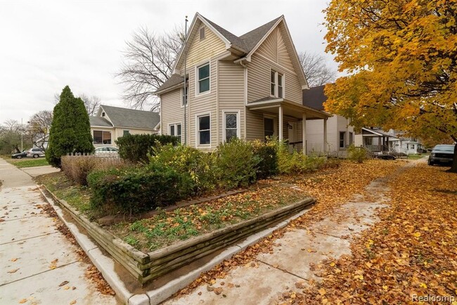property at 2104 10th St