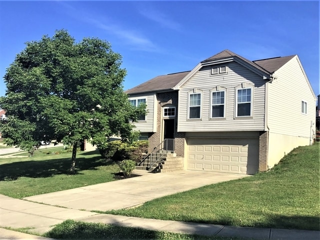 property at 10735 Chinkapin Cir