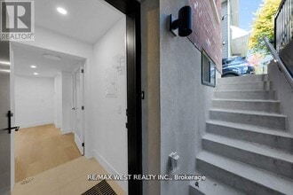 502 Atlas Ave in Toronto, ON - Building Photo - Building Photo