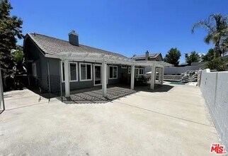 2982 Briarwood Dr in San Bernardino, CA - Building Photo - Building Photo