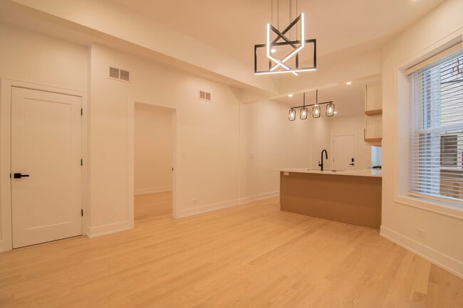 3720 N Racine Ave in Chicago, IL - Building Photo - Building Photo