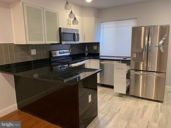 property at 1000 Mt Vernon St