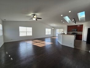 1554 Millbrook Dr in Algonquin, IL - Building Photo - Building Photo