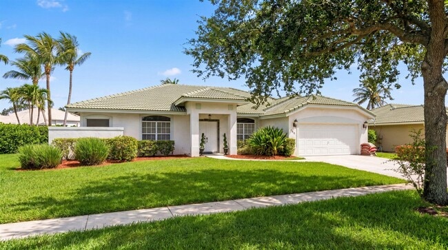 property at 106 Fernwood Cres