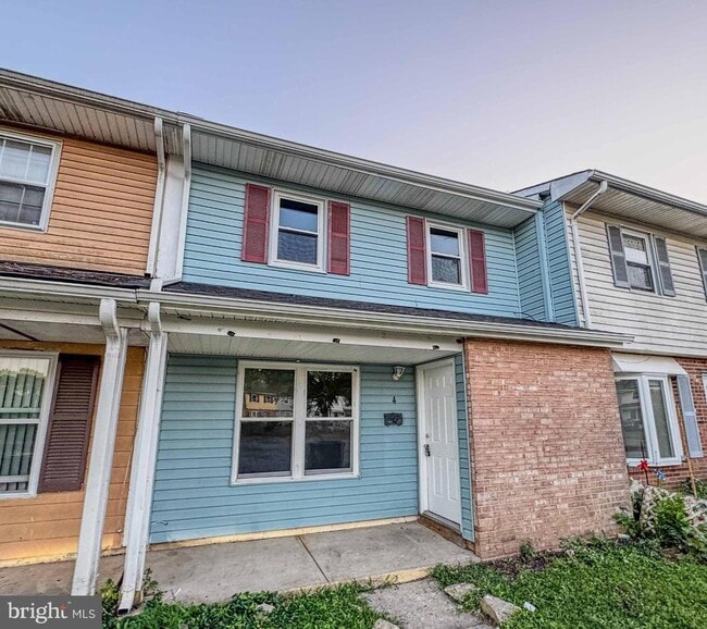 property at 4 Milstone Ct