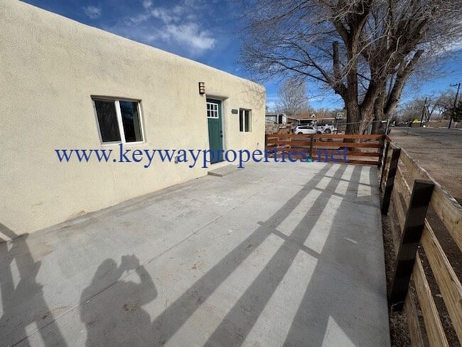 1717 Gonzales Rd SW in Albuquerque, NM - Building Photo - Building Photo
