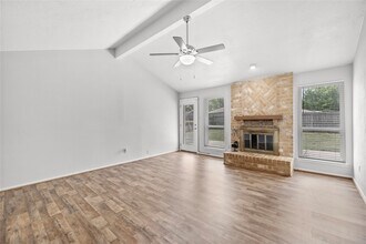 10219 Staghill Dr in Houston, TX - Building Photo - Building Photo