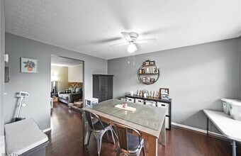 1799 Higby Dr, Unit B in Stow, OH - Building Photo - Building Photo