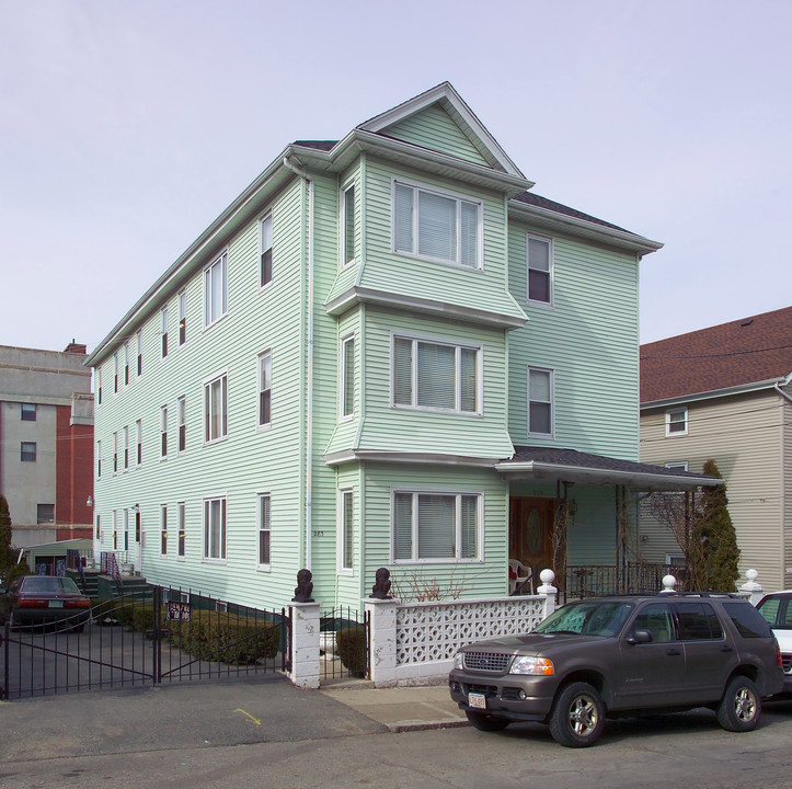 279 Mulberry St in Fall River, MA - Building Photo