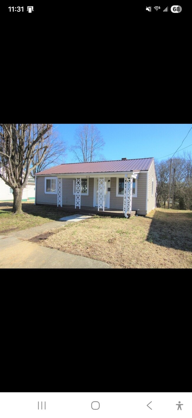 property at 215 Chalmers St