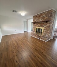 2515 Baycrest Dr in Houston, TX - Building Photo - Building Photo