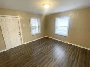 322 N 21st Ave in Beech Grove, IN - Building Photo - Building Photo