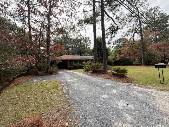 965 N Rdg St in Southern Pines, NC - Building Photo - Building Photo