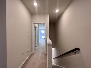 5128 Cambria Wy in Alexandria, VA - Building Photo - Building Photo