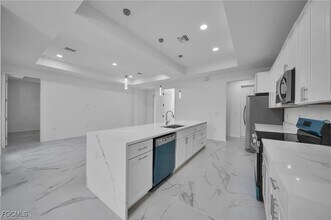 3210 30th St SW in Lehigh Acres, FL - Building Photo - Building Photo