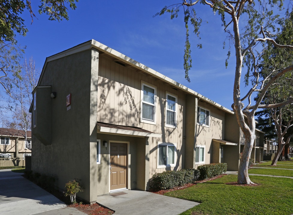 Aster Park Apartments in Sunnyvale, CA - Building Photo