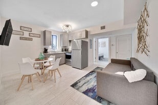 1540 SW 22nd Ave in Miami, FL - Building Photo