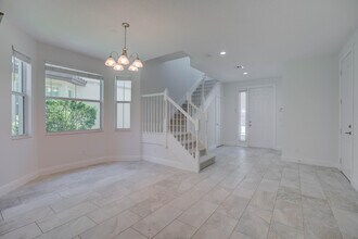 209 Diamante Way in Jupiter, FL - Building Photo - Building Photo