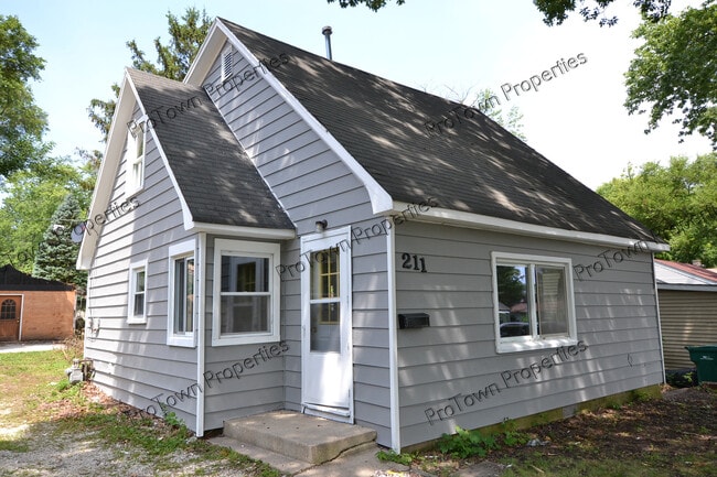 property at 211 Anderson Ave
