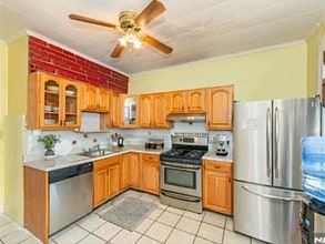 45 Essex Ave in Maplewood, NJ - Building Photo - Building Photo