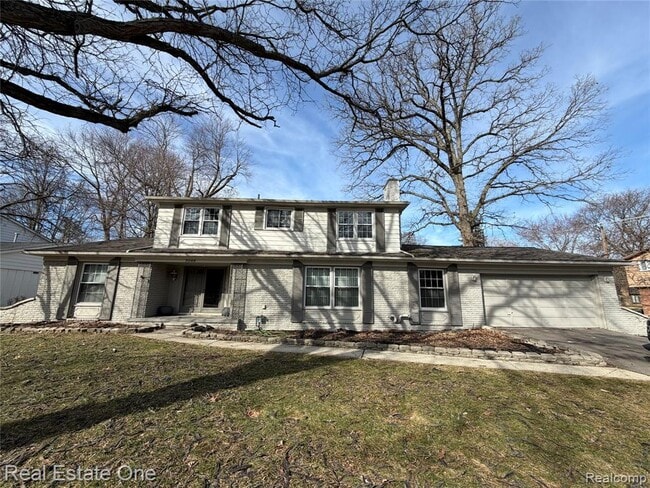 property at 7068 Heather Heath Ln