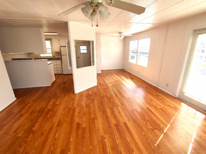 900 9th Ave E in Palmetto, FL - Building Photo - Building Photo