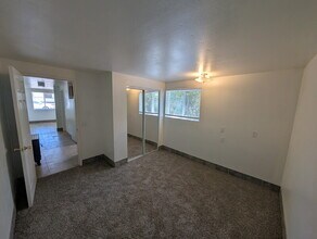 333 S Old Pacific Hwy in Myrtle Creek, OR - Building Photo - Building Photo