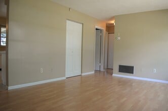 452 Edgehill Ave in Spring Hill, FL - Building Photo - Building Photo