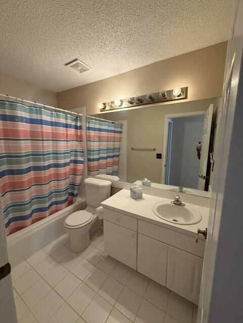1045 Island Manor Dr in Greenacres, FL - Building Photo - Building Photo