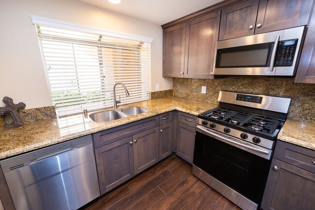 12057 Calle De Montana