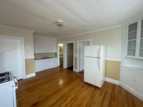 68 Laval St in Manchester, NH - Building Photo - Building Photo