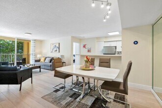 19999 E Country Club Dr, Unit 1206 in Aventura, FL - Foto de edificio - Building Photo