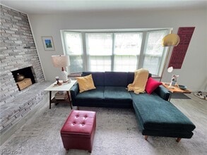 6995 Carriage Hill Dr in Brecksville, OH - Building Photo - Building Photo