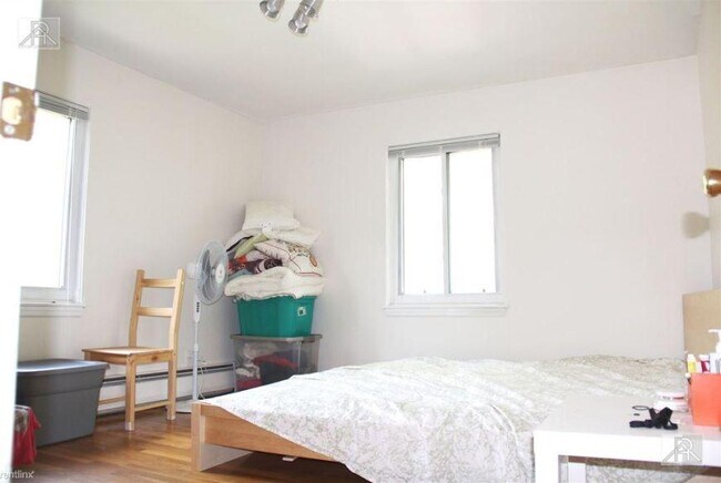 106 Manet Rd in Newton, MA - Building Photo - Building Photo