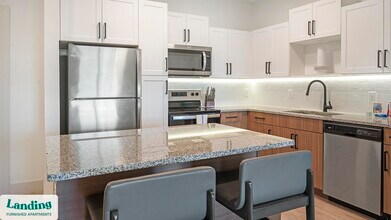 2995 Railside Lp, Unit 3-306 in Sanford, FL - Building Photo - Building Photo