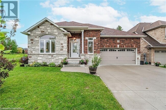 property at 217 Donnici Dr