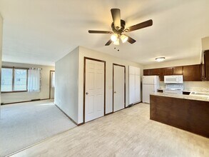 604 Margate Dr in Janesville, WI - Building Photo - Building Photo