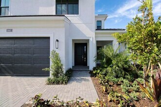 5667 Delacroix Ter in Palm Beach Gardens, FL - Building Photo - Building Photo