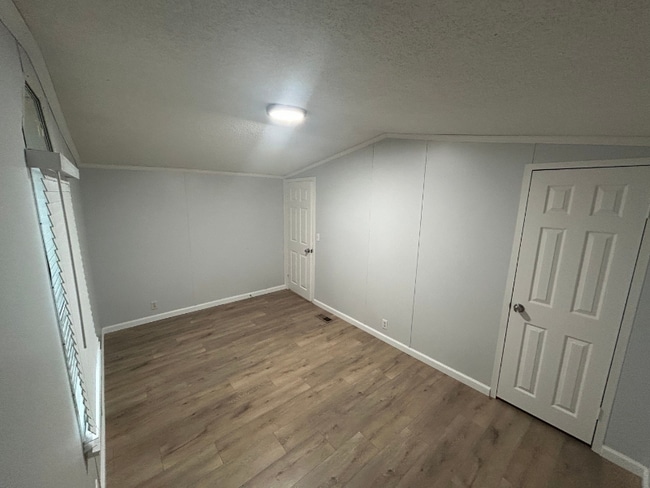 1010 Deborah Ln