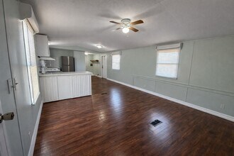 22500 E Martin Dr in Porter, TX - Building Photo - Building Photo