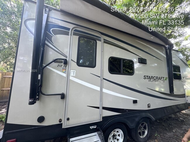 property at 2723 SW 13th St