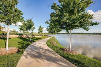 4270 Cascade Sky Dr in Arlington, TX - Building Photo - Building Photo