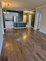 8539 Gate Pkwy W in Jacksonville, FL - Building Photo