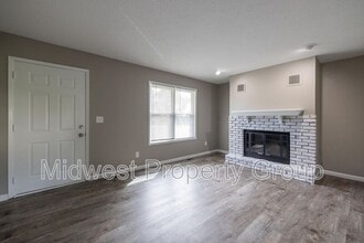 2461 Spikewood Ct in Florissant, MO - Building Photo - Building Photo