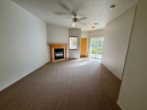 950 52nd Ave Ct in Greeley, CO - Building Photo - Building Photo