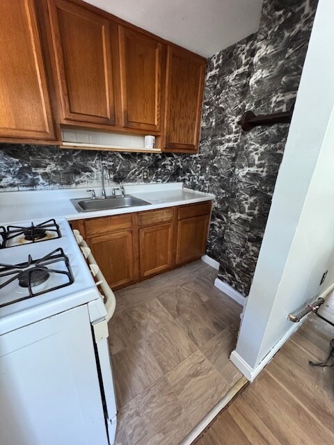 129 County St, Unit 2 in Fall River, MA - Foto de edificio